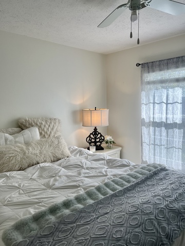 Private Room in 3Bed.2Bath