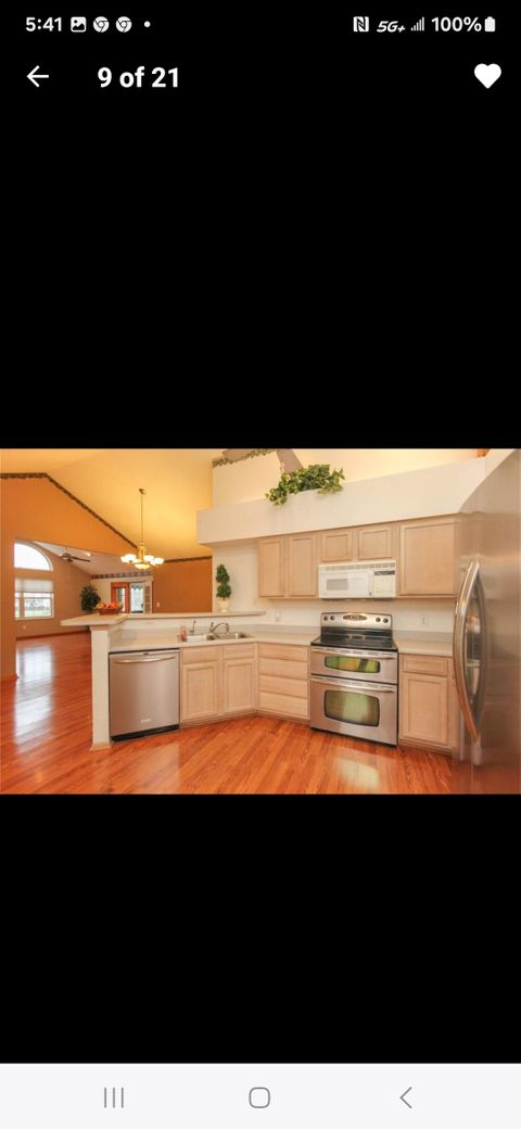 Private Room in 3Bed.2Bath