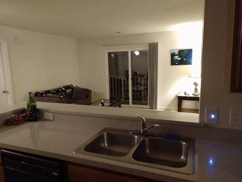 Private Room in 1Bed.1Bath