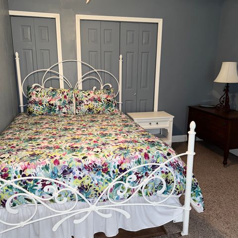 Room1Bed.1Bath