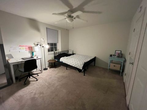 Private Room in 3Bed.1.5Bath