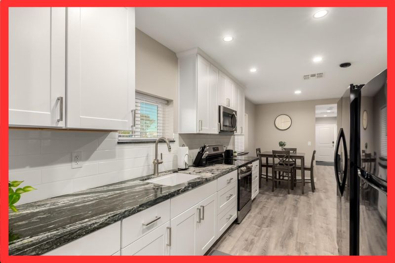 roommates in Undisclosed, Mesa, AZ 85201 Ultra-Quiet Rooms w/ Independent AC Systems | Utilities & High-Speed WiFi Included | Experienced Host (id. 21025) - cirtru.com