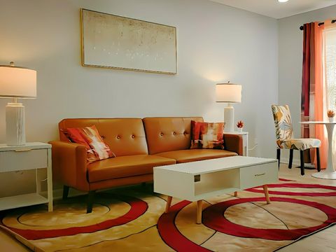 Villager Circle TOPAZ – Luxury Executive Home | All-Inclusive | Designed for Professionals | Modern, Safe, Quiet & Connected (id. 29379)