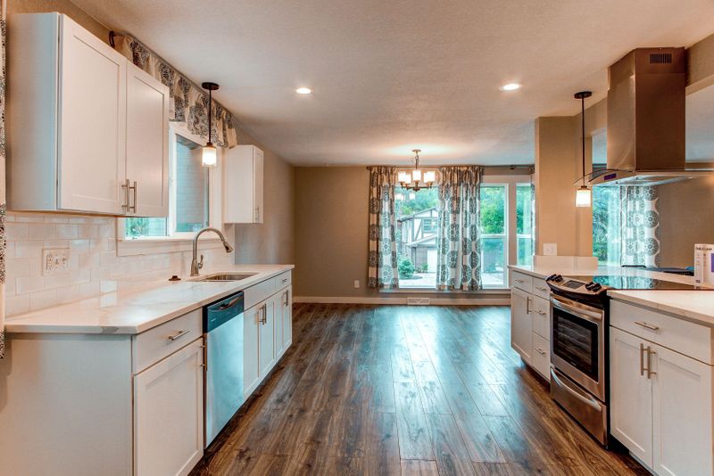 roommates in Undisclosed, Aurora, CO 80014 Beautifully Renovated Home in East Ridge - Ptarmigan Park, 1 mile to Iliff  train & 225 Highway (id. 15378) - cirtru.com