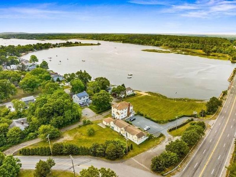 roommates in Wareham Private Room in 4Bed.2.5Bath - cirtru.com
