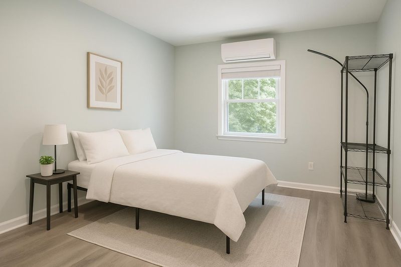 TV In Every Room  2 Min to MARTA Bus  No Move-In Fee  , Free Fast Wi-Fi $ , Monthly Cleaning , Quiet Neighborhood,  Check Us Out (id. 1409)