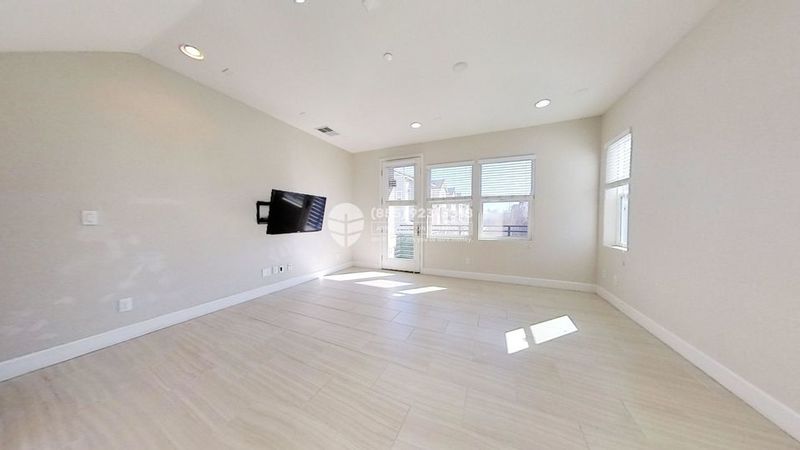 Private Room in 2Bed.2Bath