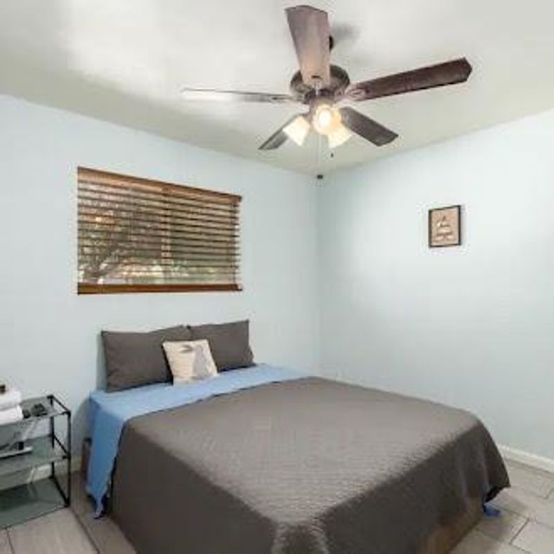 roommates in Undisclosed, Mesa, AZ 85201 Country Club House (id. 32210) - cirtru.com