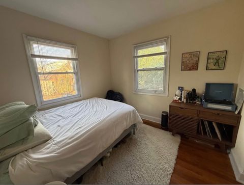 Private Room in 4Bed.1.5Bath