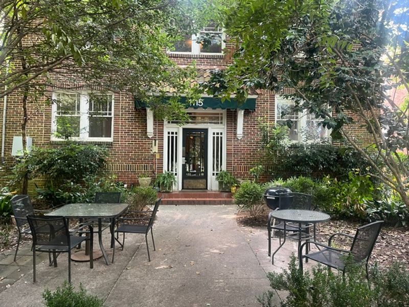 Entire Place 2Bed.1Bath