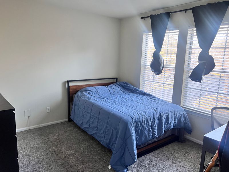 roommates in Sterling Room2Bed.2Bath - cirtru.com