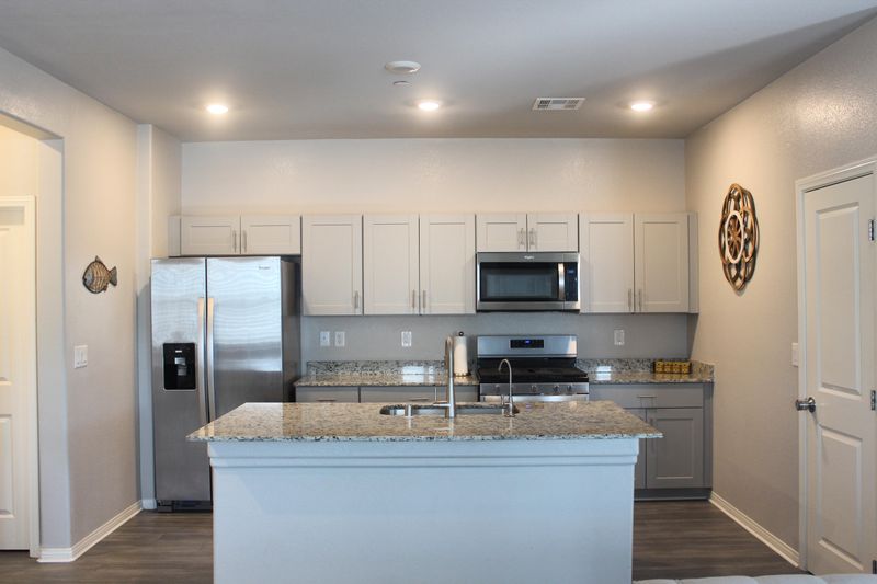 roommates in Undisclosed, Henderson, NV 89044 Cozy Brand New Home - Private TV & Workspace - Located in Growing Community (id. 8699) - cirtru.com