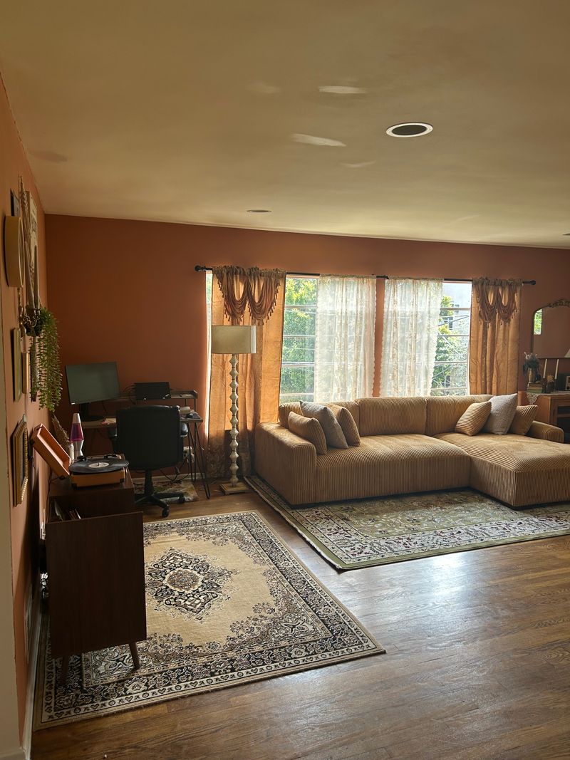 roommates in Los Angeles Private Room in 2Bed.2Bath - cirtru.com