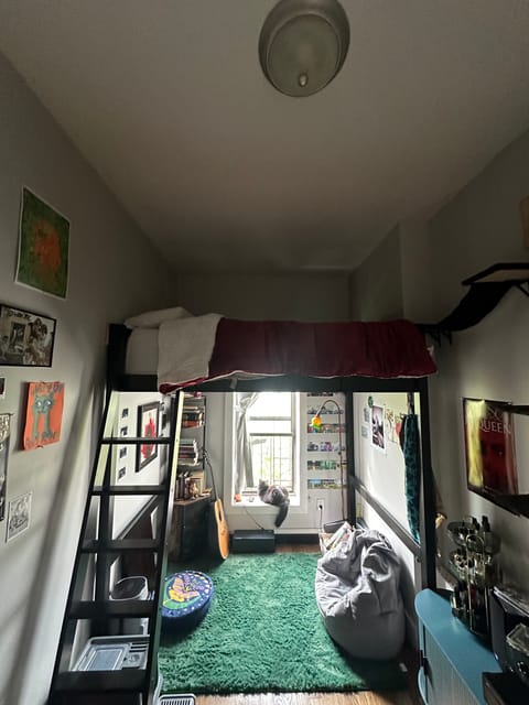 Private Room in 3Bed.2Bath