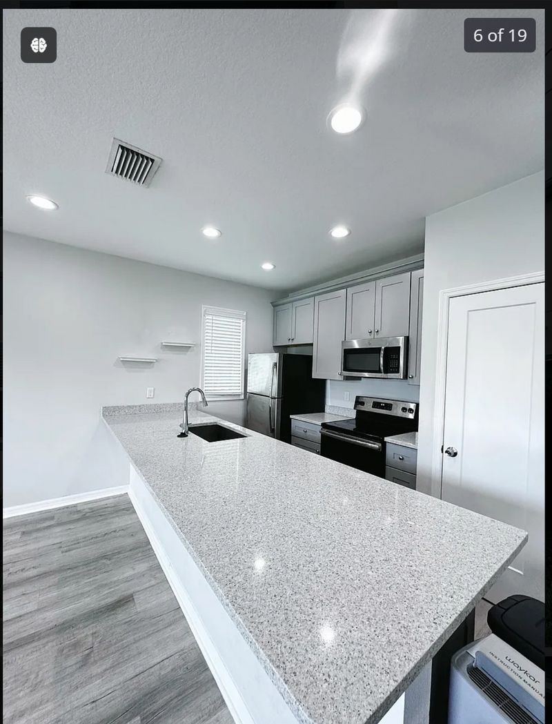 roommates in Tampa Private Room in 3Bed.2Bath - cirtru.com