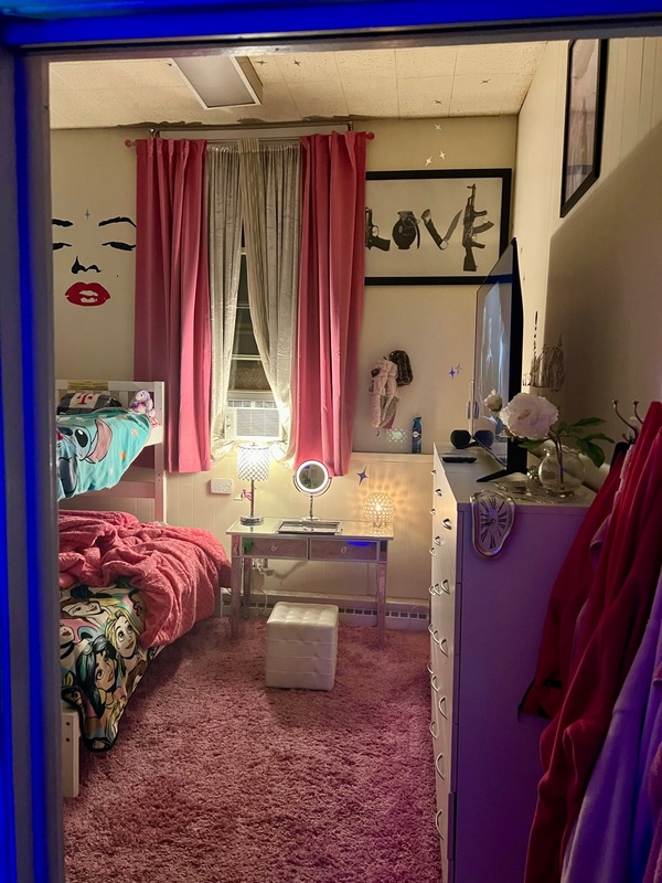 roommates in Elmwood Park Private Room in 1Bed.1Bath - cirtru.com
