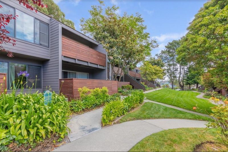 roommates in Santa Cruz Private Room in 2Bed.1Bath - cirtru.com