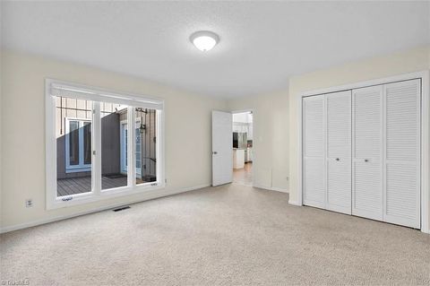 Private Room in 3Bed.2Bath