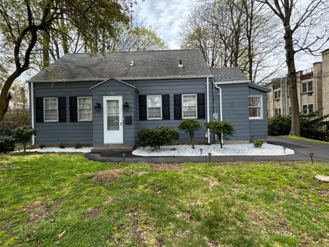 Entire Place 4Bed.2Bath