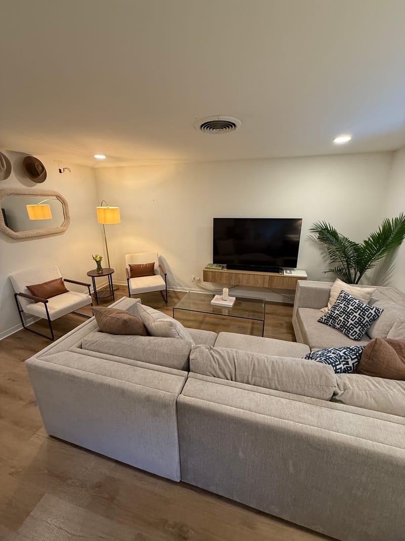 Private Room in 3Bed.1Bath