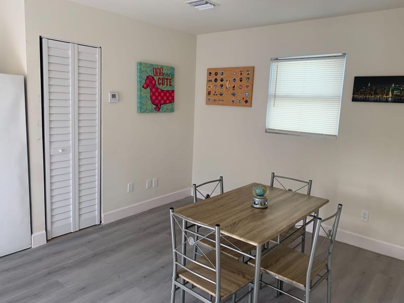 roommates in Undisclosed, Hollywood, FL 33020 Modern Duplex in Parkside  | Only 2 Spacious Bedrooms | All Utilities & Fast WiFi  | Driveway Parking  | Top Rated Host (id. 21012) - cirtru.com