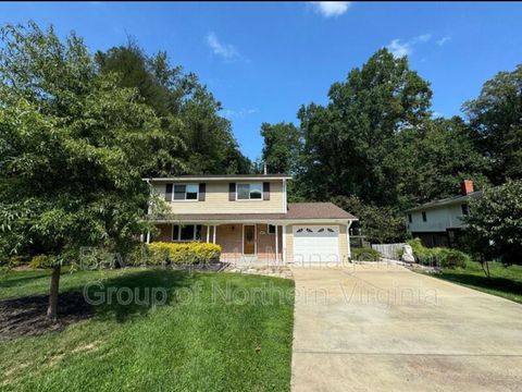 Entire Place 4Bed.3.5Bath