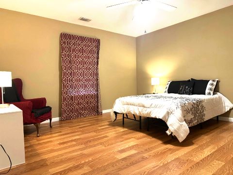 Room3Bed.3Bath
