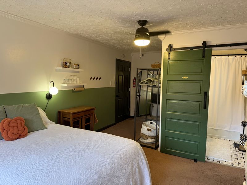 roommates in Madison Private Room in 1Bed.1Bath - cirtru.com