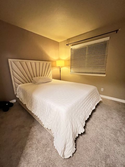 Private Room in 1Bed.2.5Bath