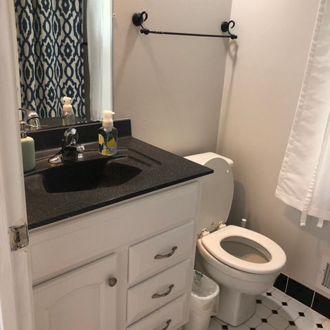 Private Room in 1Bed.1Bath
