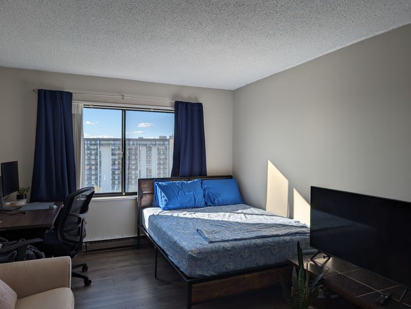 Room2Bed.2Bath