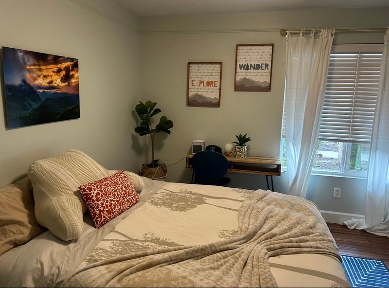 roommates in Kirkland Private Room in 2Bed.2Bath - cirtru.com
