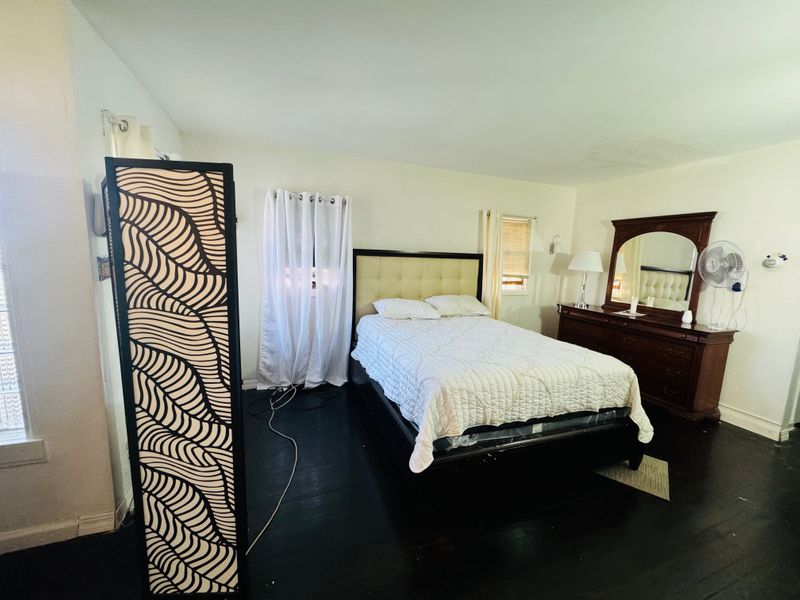 roommates in Elmont Entire Place 2Bed.1Bath - cirtru.com