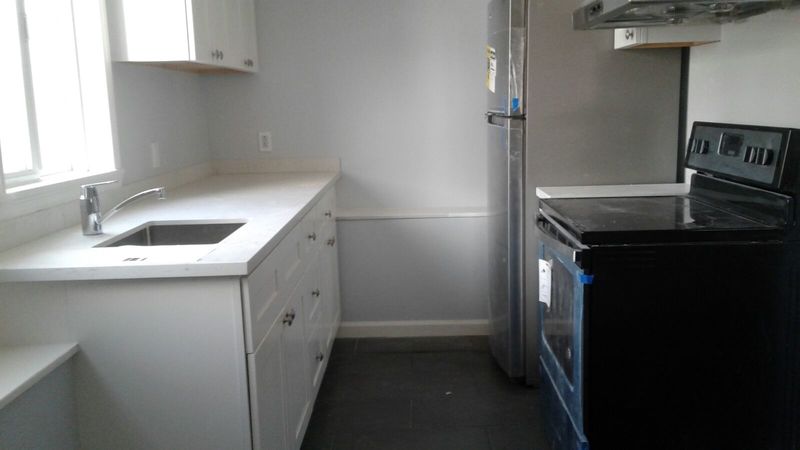 Private room 3 month sublet
