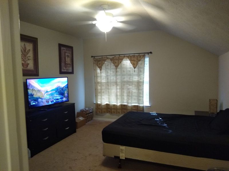roommates in Cypress Private Room in 4Bed.3Bath - cirtru.com