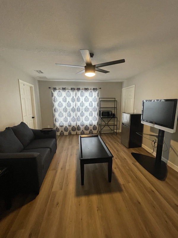 Private Room in 1Bed.1Bath