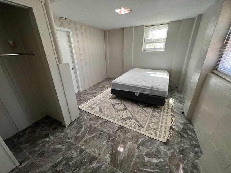 roommates in Undisclosed, East Point, GA 30344 Modern & Comfortable East Point Home | Furnished, Secure, and Spacious | No Move-In Fee , Free Wi-Fi , Monthly Cleanings , Bus Stop 0.6 Miles Away , and Grocery Store 0.4 Miles Away (id. 2062) - cirtru.com