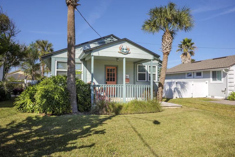 roommates in Jacksonville Beach Private Room in 1Bed.1Bath - cirtru.com