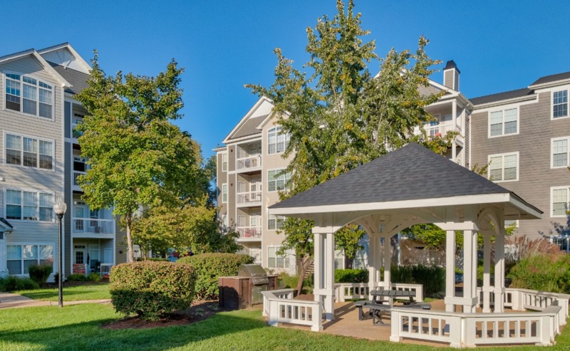 roommates in Herndon Entire Place 2Bed.2Bath - cirtru.com