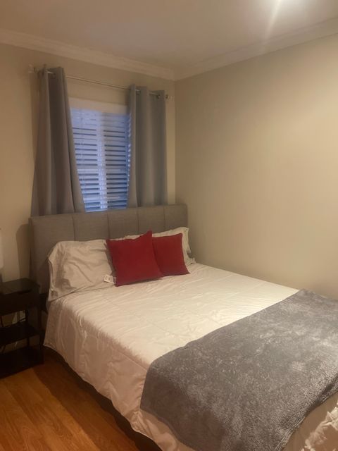 Private Room in 2Bed.1Bath