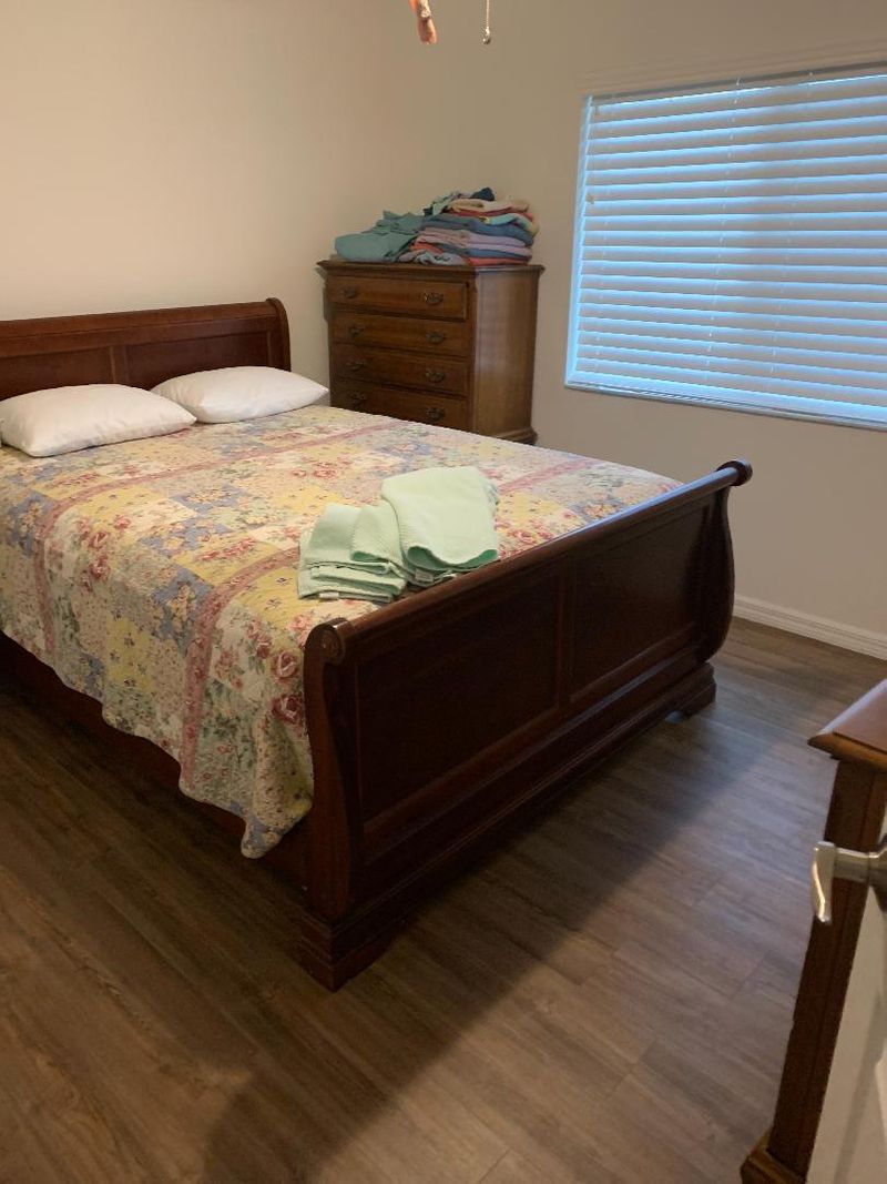 roommates in Spring Hill Room1Bed.1Bath - cirtru.com