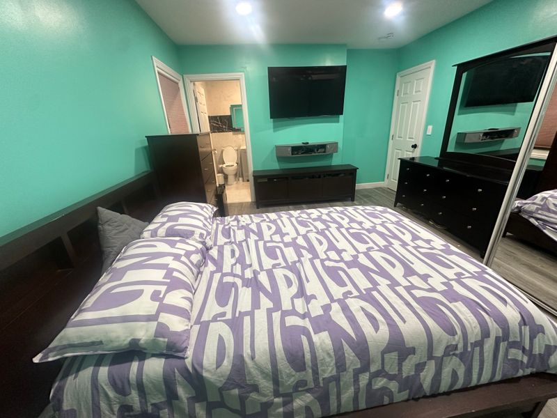 roommates in Inglewood Private Room in 5Bed.5Bath - cirtru.com