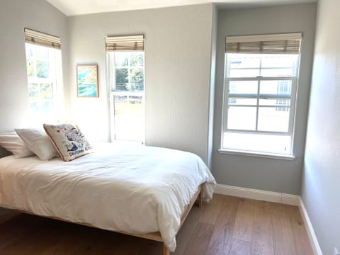 Private Room in 3Bed.2.5Bath