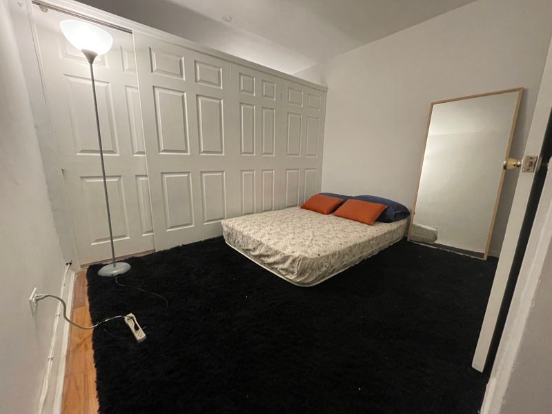 roommates in New York City Room2Bed.1Bath - cirtru.com