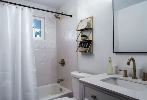 Modern Denver PadSplit  | Fully Furnished Rooms • Updated Kitchen • Spacious Living Areas • Easy Access to Downtown Denver & Major Highways (id. 12354)