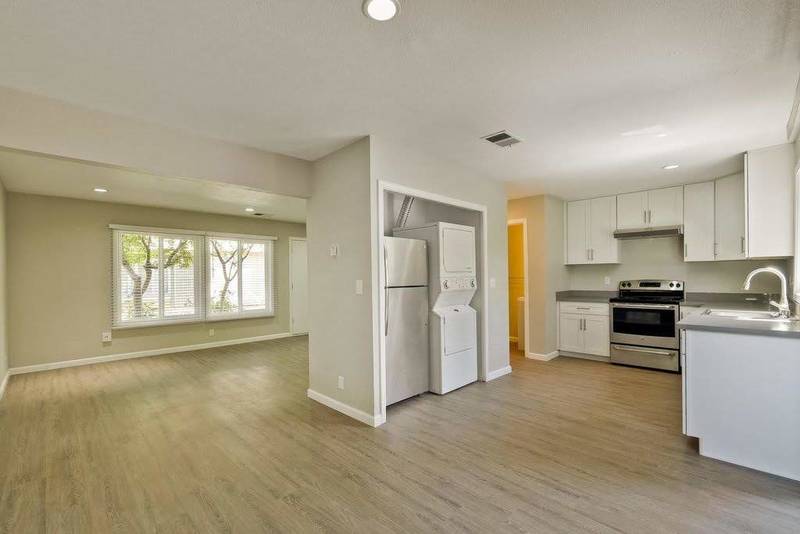 Private Room in 3Bed.2Bath