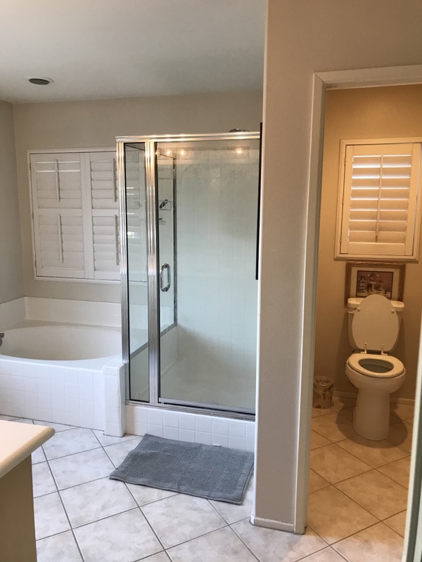 Private Room in 3Bed.3Bath