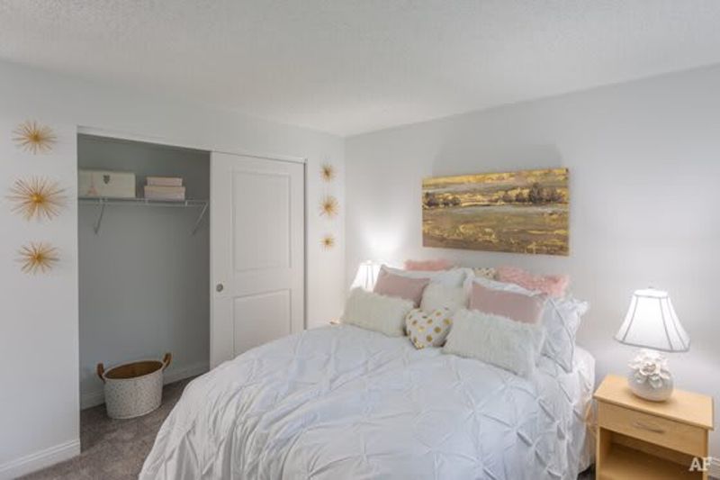 roommates in Sharonville Private Room in 2Bed.1Bath - cirtru.com
