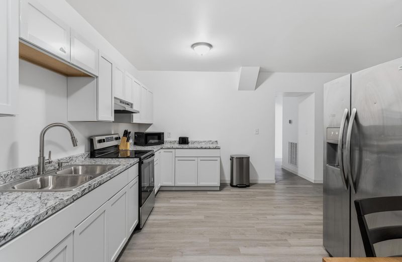 roommates in Undisclosed, Petersburg, VA 23803 Petersburg Home, newly renovated, spacious. (id. 33868) - cirtru.com