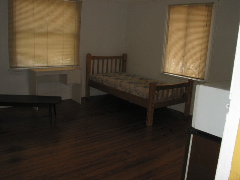 Private Room in 13Bed.3Bath